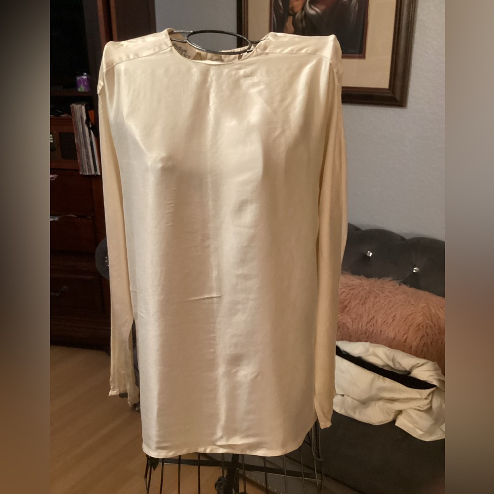 Ellen Tracy Cream 100% Silk Long-Sleeve Blouse